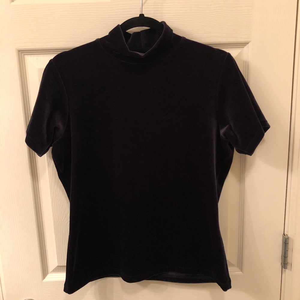 3/$15💥Black Velvet Shirt